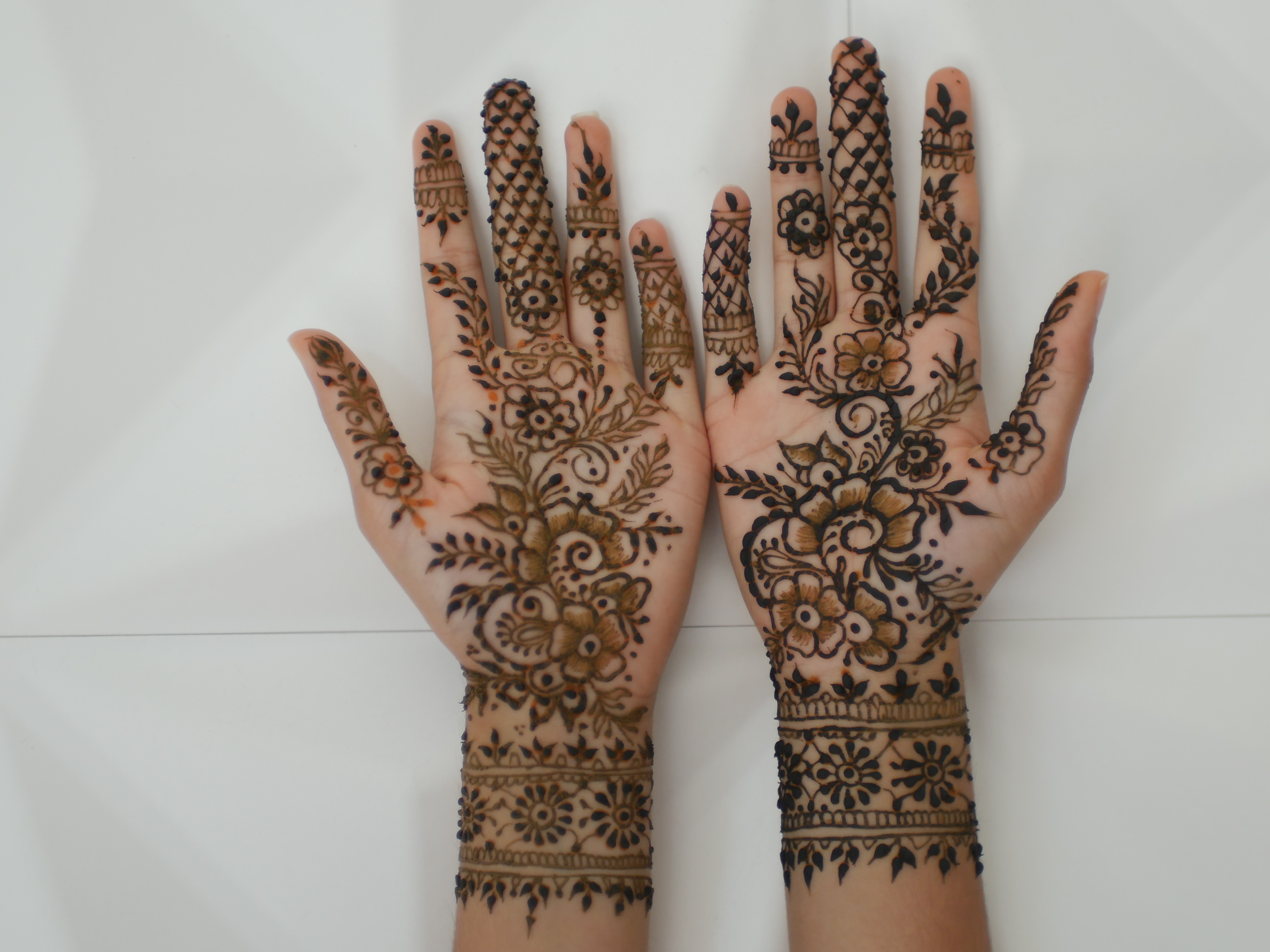 Bridal henna design